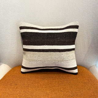 オールドテキスタイル キリムクッションカバー 30×30㎝ (C-15398