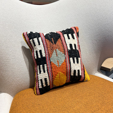 Kilim Cushion 30×30㎝ – キリム屋さん.com