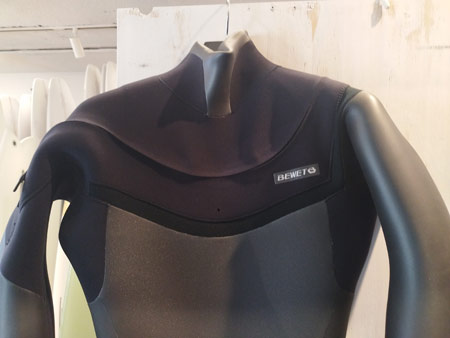 BEWETの最新セミドライは〜システムも生地も最先端〜(碇谷店長) | ご