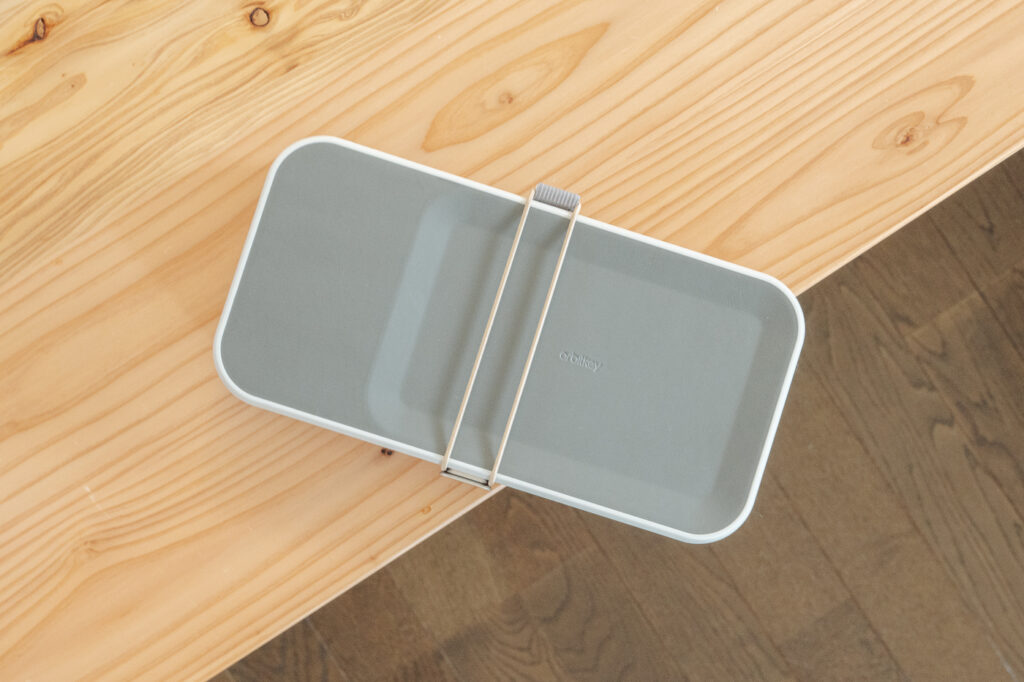 エレガントなガジェットケース 「Orbitkey Nest」 で、 周辺機器を