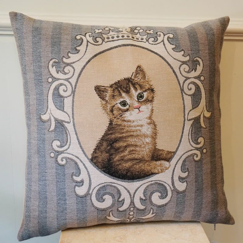 輸入クッション キャット 猫 ストライプ 48x48（ベルギー製）パンヤ付