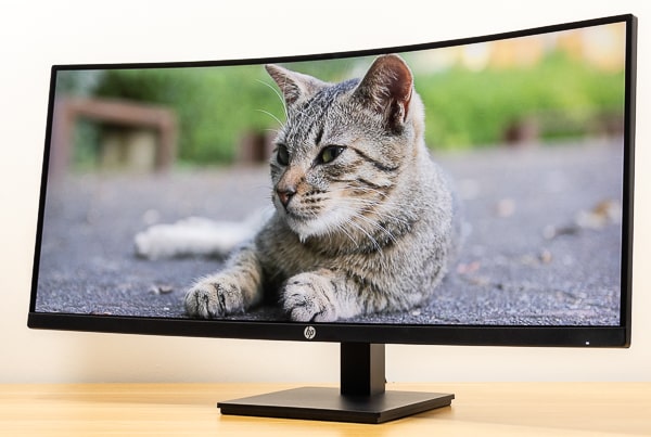 HP M34d WQHDカーブドディスプレイレビュー：ほぼ5万円で100Hz対応の34