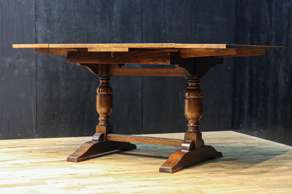 艶やかで美しく重厚な佇まいのバタフライテーブル BB2753 – 古福庵