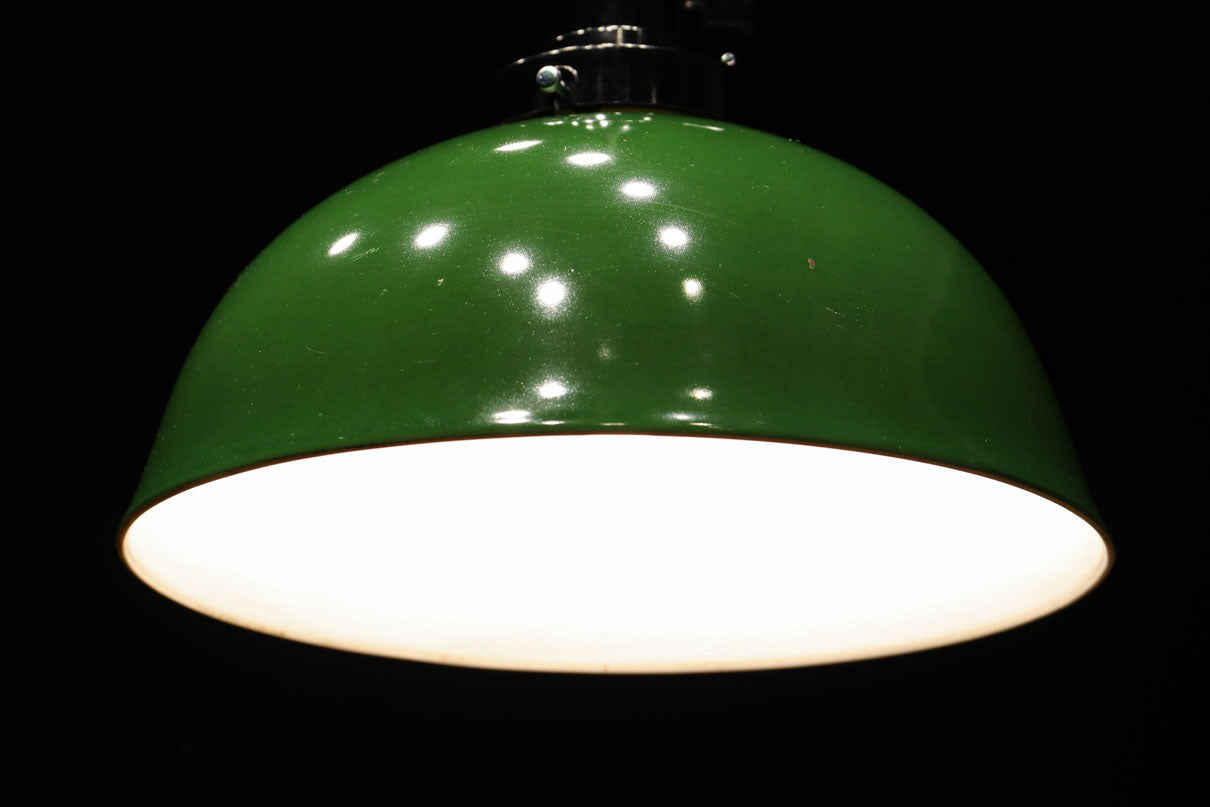 昭和レトロ!! グリーンで整えた大変珍しいノリタケの電笠 DC4877 – 古