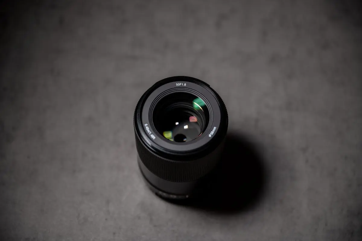 Fnボタン2つを搭載した便利な単焦点レンズ「YONGNUO YN50mm F1.8Z DF
