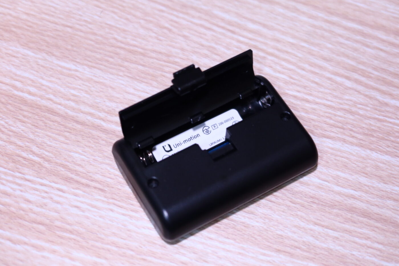 VRChatで検証】外部センサーなしで使える完全ワイヤレスのフルトラ機材