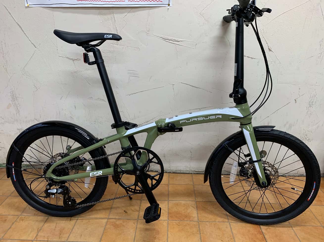 マイナーチェンジしたESR「 PURSUER Disc」はフェンダー取付可能に