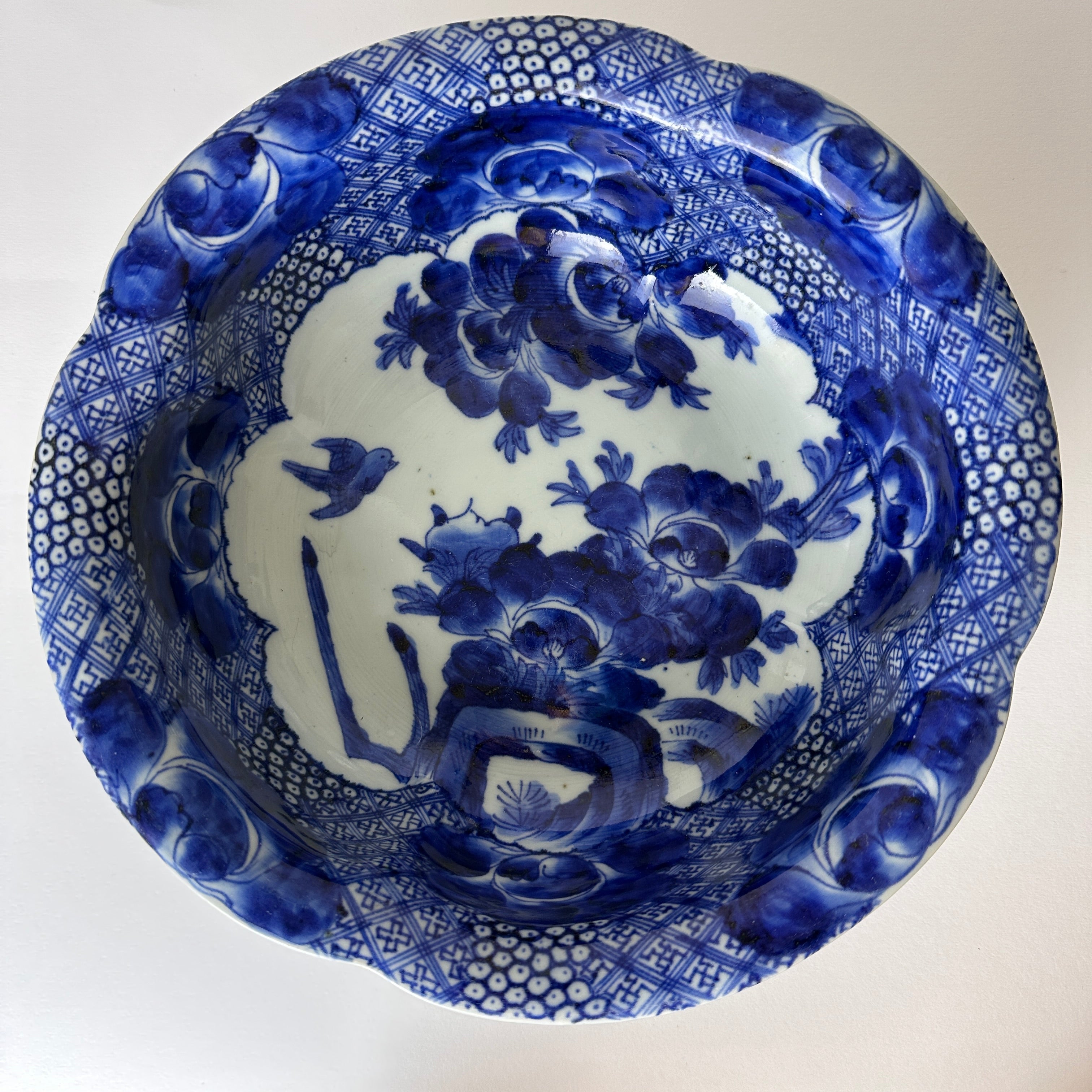 華咲くベロ藍鉢 – Kotto Shop