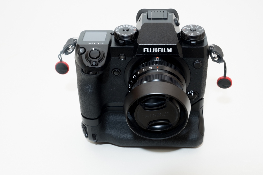 レビュー】X-H1専用縦位置パワーブースターグリップ VPB-XH1のサイズ感