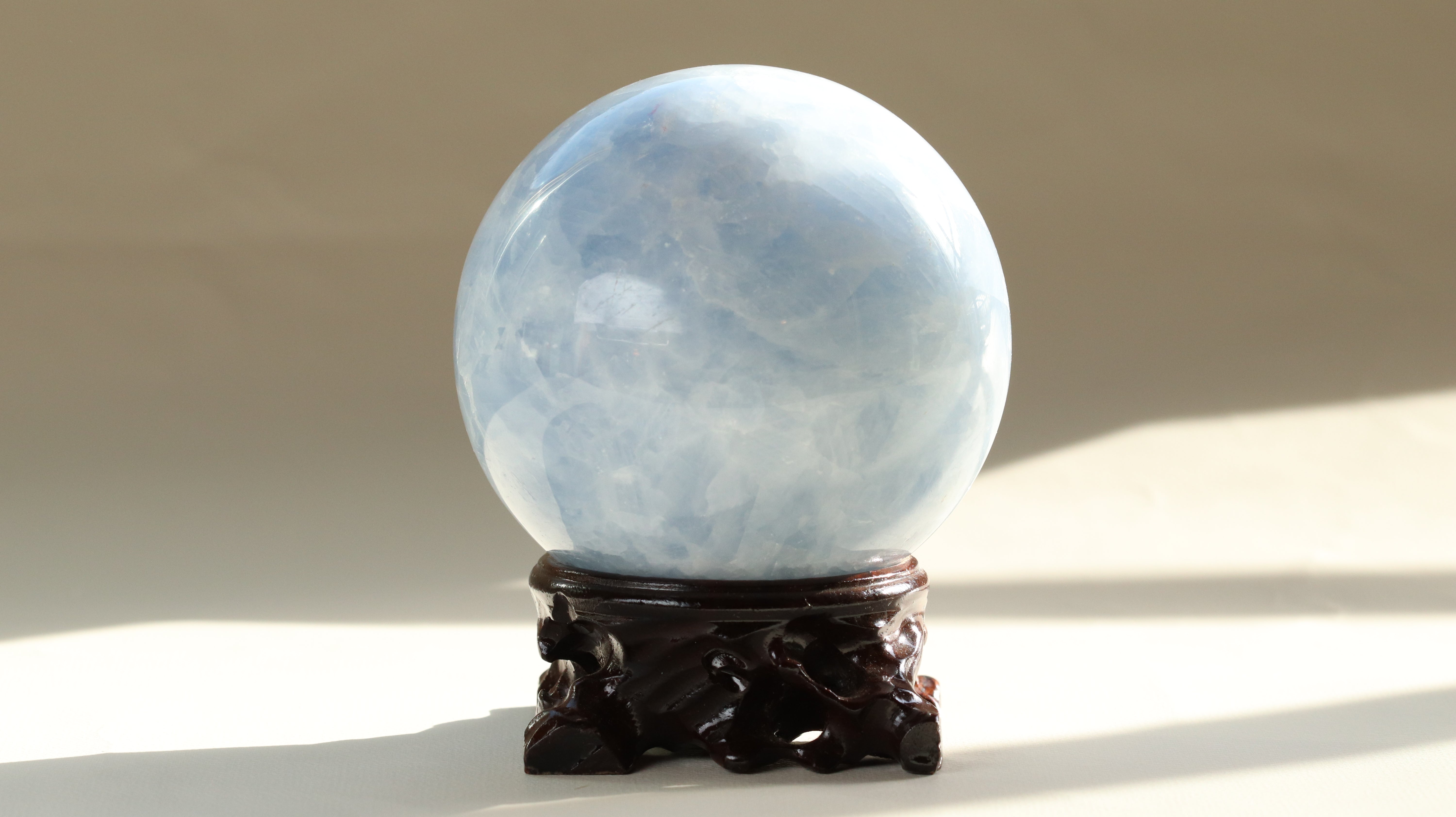 セレスタイト スフィア 91mm – Kou crystal shop – 【公式通販