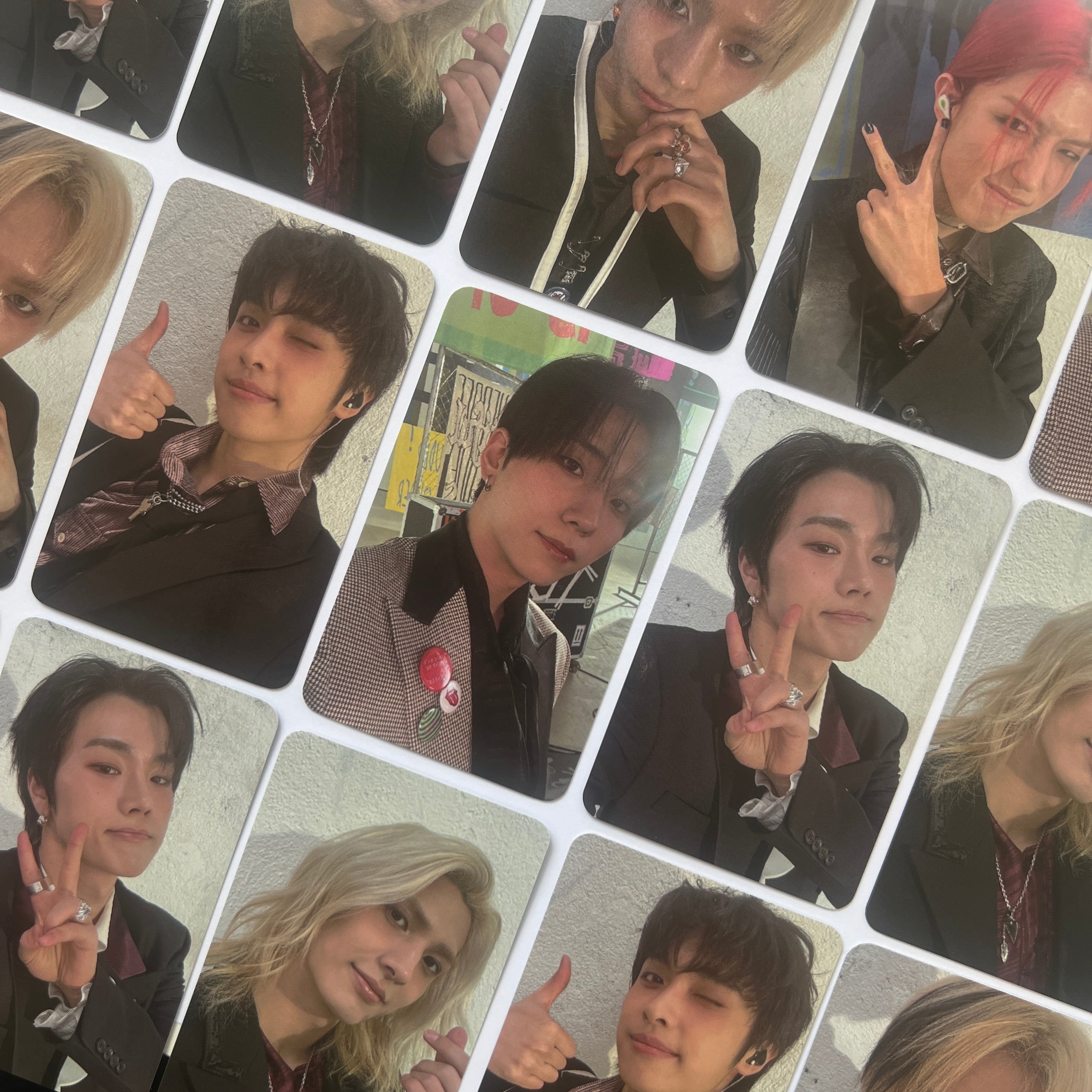 XDINARY HEROES PHOTOCARDS – K Stars