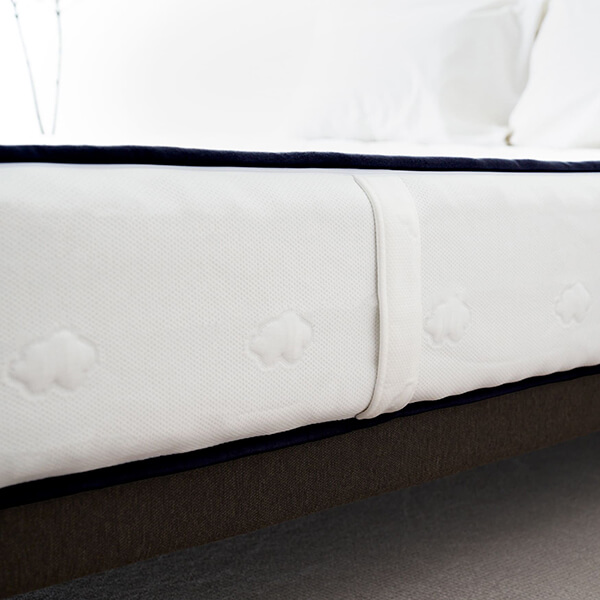 雲のやすらぎプレミアムマットレス モデル3R｜腰にやさしい高反発