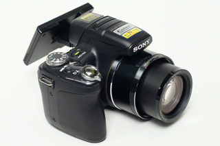 連続撮影やハイビジョン動画撮影が得意なサイバーショット「DSC-HX1