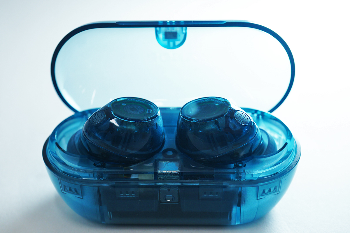 ソニー NC対応完全ワイヤレスイヤホン「WF-C710N」グラスブルーに人気