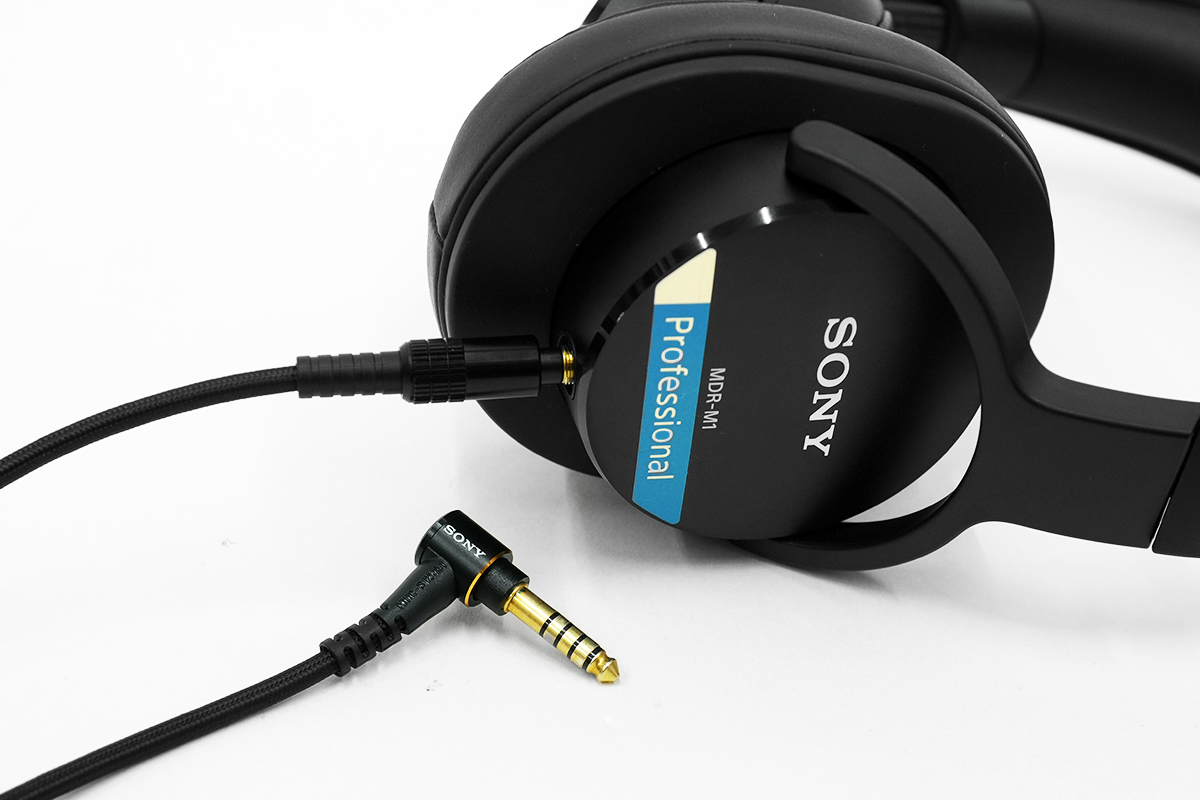 ソニーフラグシップヘッドホン「MDR-Z1R」が出荷完了。Signature