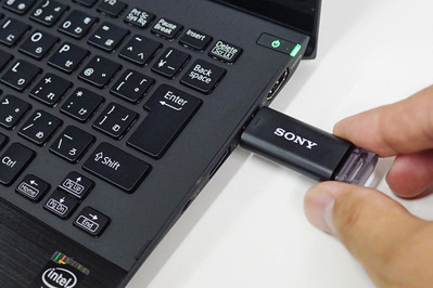 VAIO製「VAIO Pro 13/11、Fit15E」のリカバリーメディア（USBメモリー