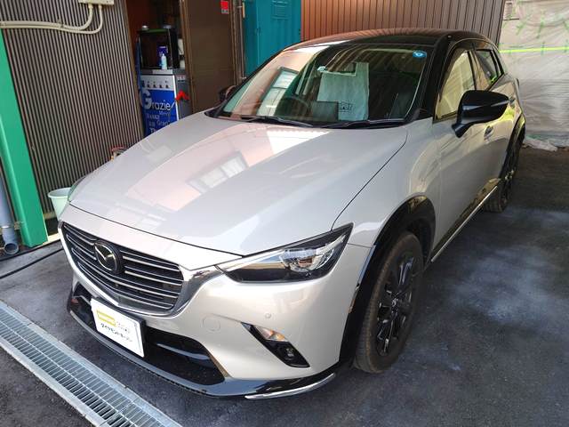 マツダ・CX-3】深いツヤを生むダイヤモンドキーパー施工と車内清掃で