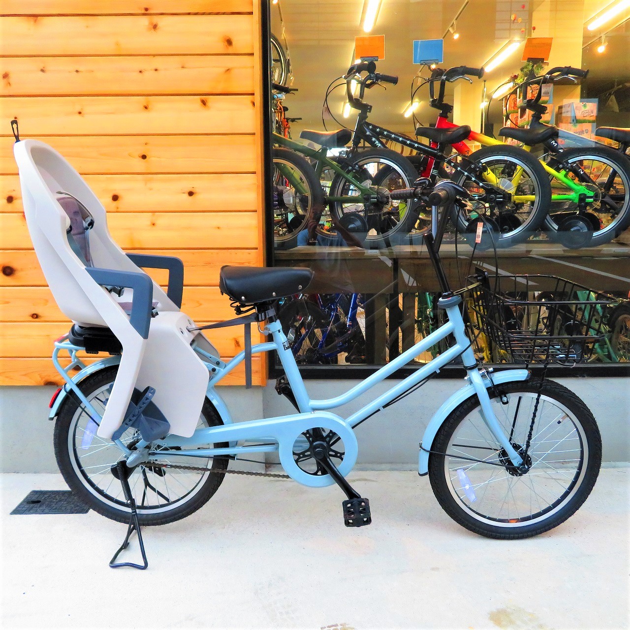 小径タイプのシンプルな子乗せ自転車のご紹介～ WELBY riche.custom