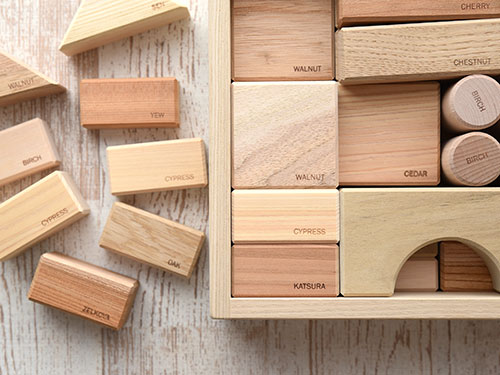 英語の積木 オークヴィレッジ｜木のおもちゃ KURABOKKO