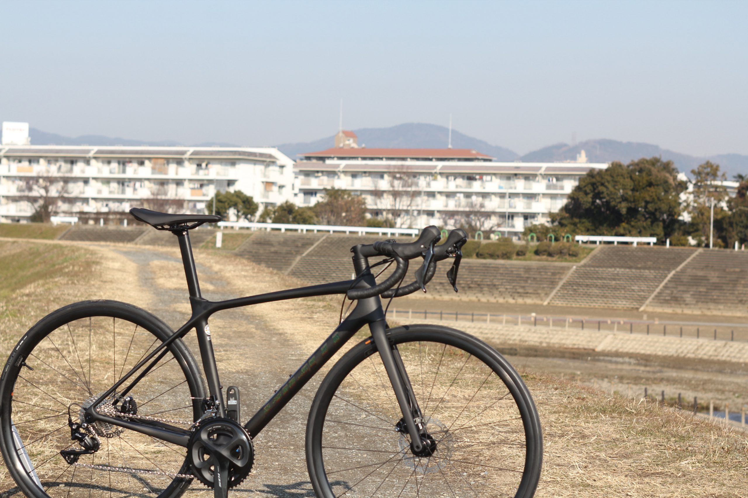 GIANT『TCR ADVANCED 2 DISC SE』これから本格的にロードバイクを