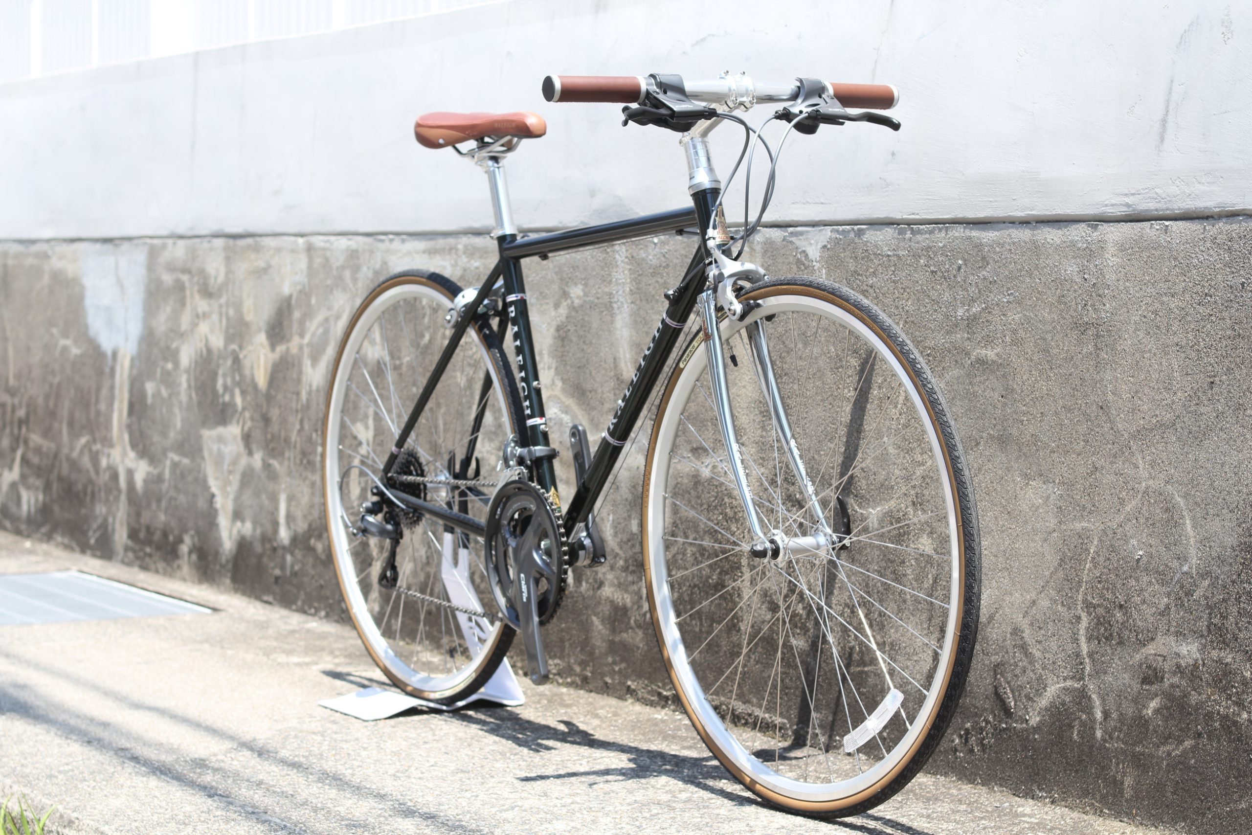 RALEIGH『RFC』クロモリフレームのフラットバーロード再入荷 | KURASHI