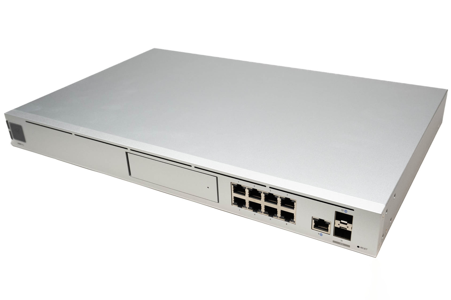 Ubiquiti Dream Machine Pro｜お手頃価格で買える10Gbps対応ルーター