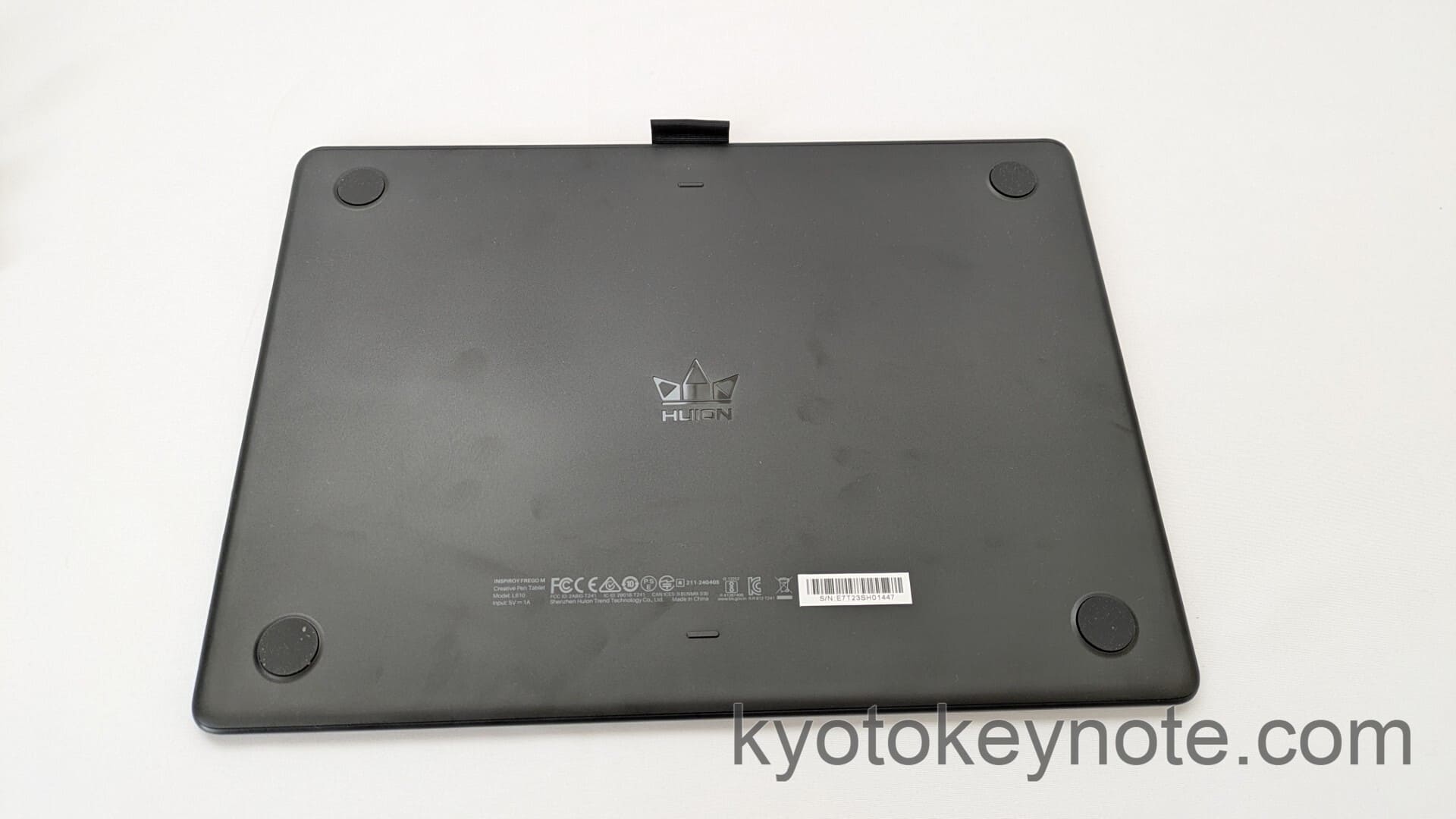 Huion Inspiroy Frego Mを自腹レビュー！ 性能良し・利便性良しの”雑に