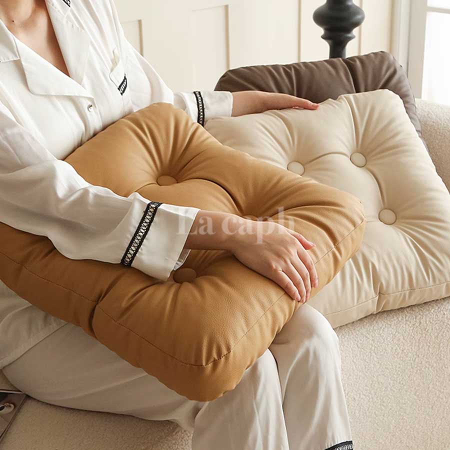 スクエアPUレザークッション(4colors)（茶・白・ベージュ）高級感の