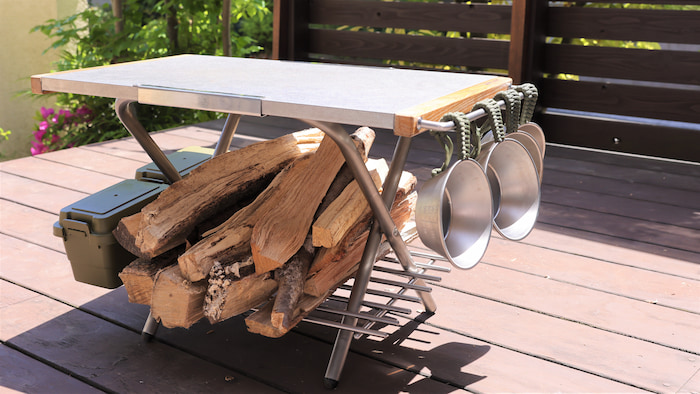 ユニフレーム「焚き火テーブル」買ったらやるべき2つのマストカスタム！