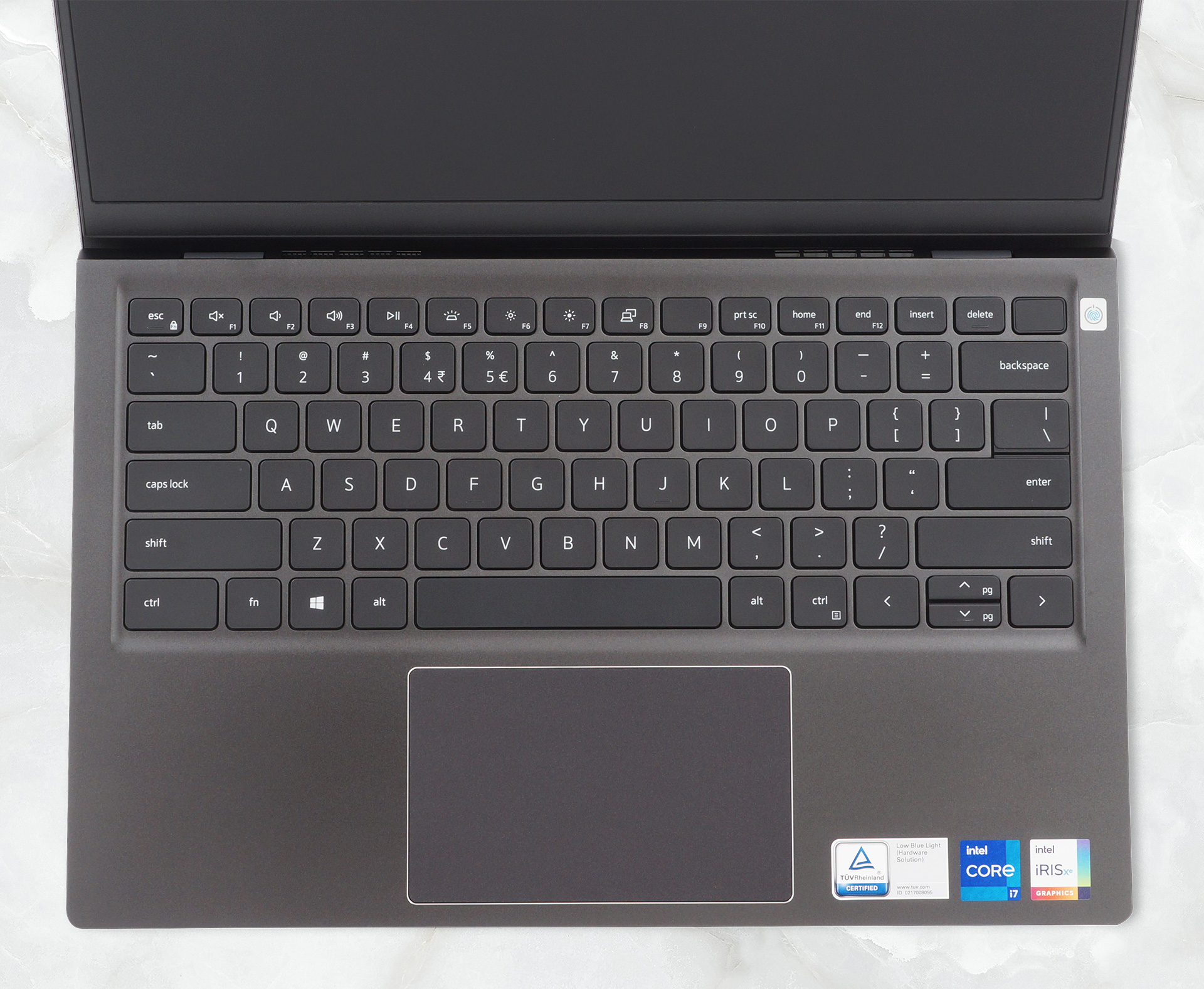Dell Vostro 14 5410レビュー - 大きな可能性 | LaptopMedia 日本