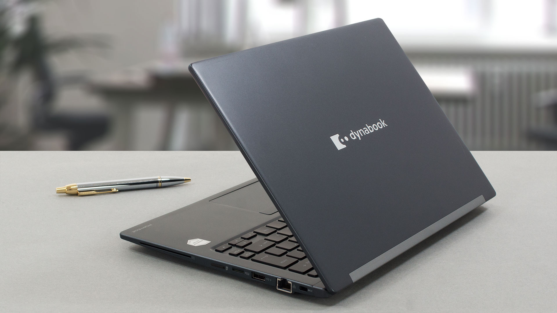 Dynabook Portege X30L-K - トップ5の長所と短所。 | LaptopMedia 日本