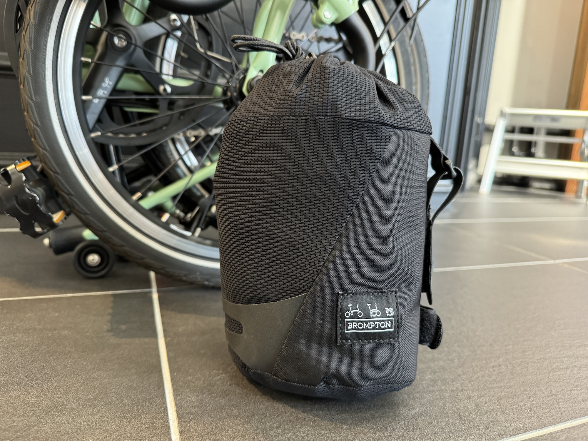 販売中】ブロンプトン純正輪行袋 - LIFE with BICYCLE Daikanyama