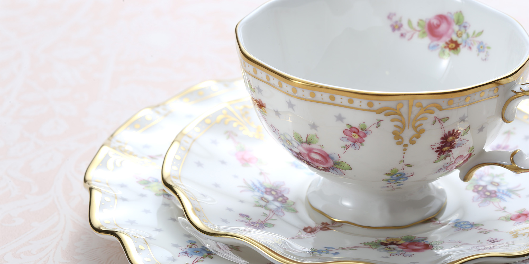 ロイヤルクラウンダービー ロイヤルアントワネット ケーキスタンド（2