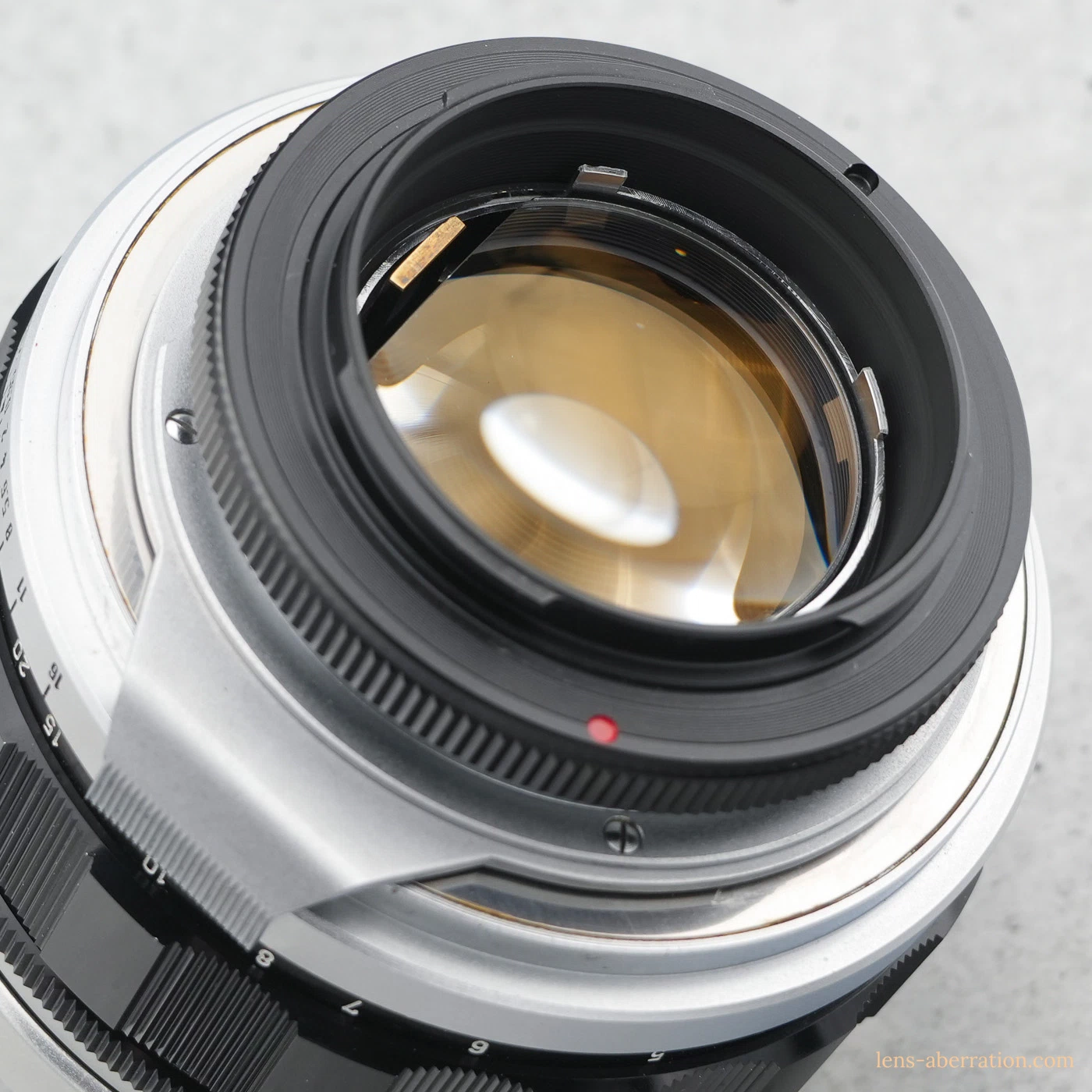 ドリームレンズ】Canon 50mm F0.95 外観レビュー | 収差Love