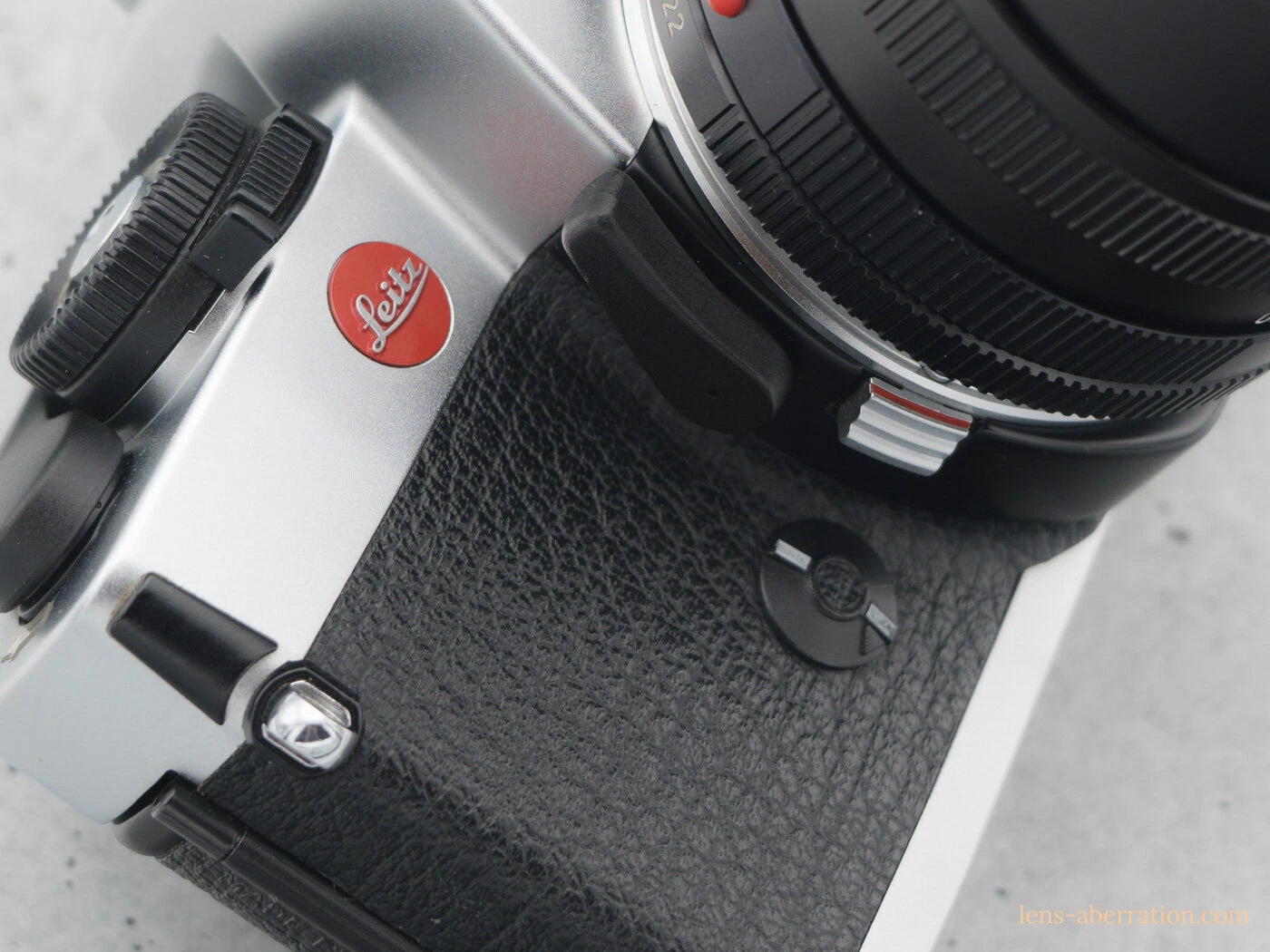 フィルム一眼レフ】LEICA R5 外観レビュー | 収差Love