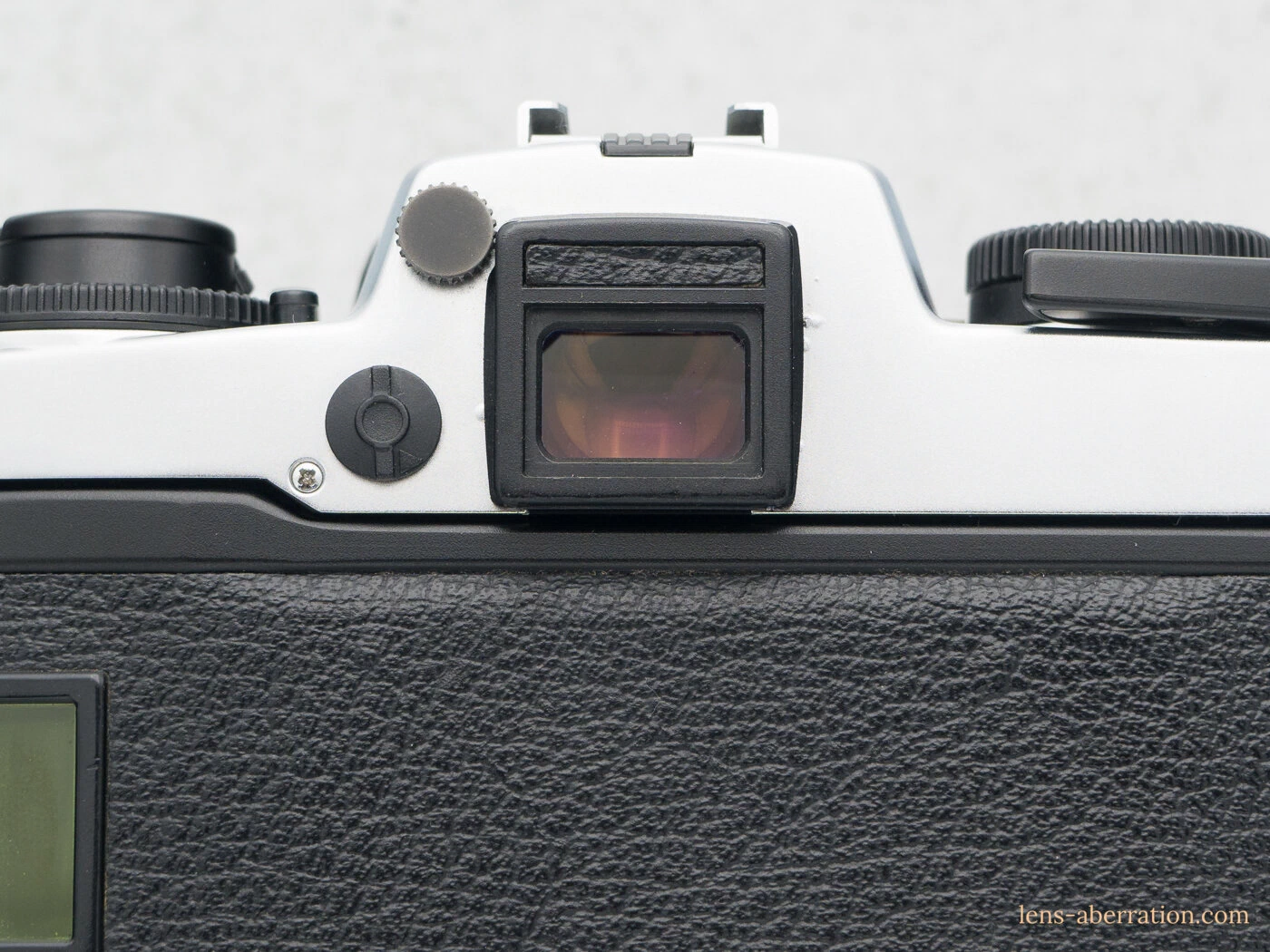 フィルム一眼レフ】LEICA R5 外観レビュー | 収差Love