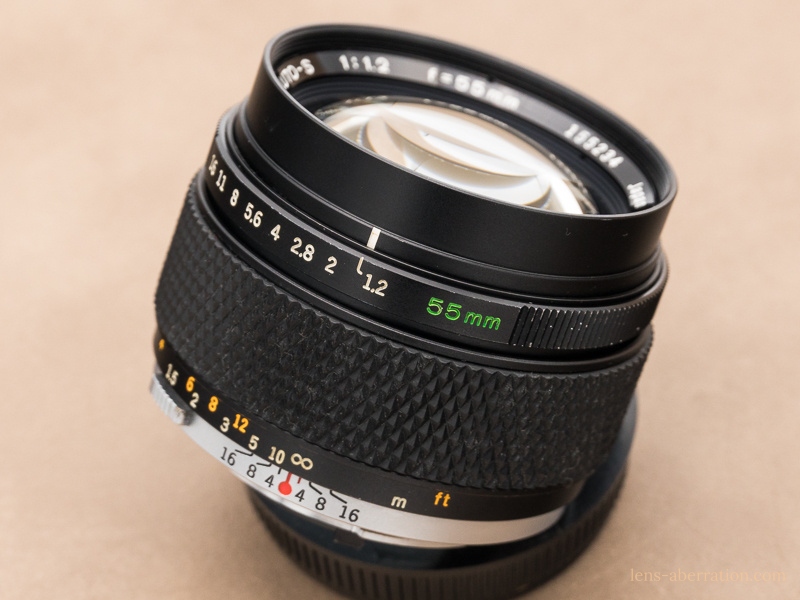標準大口径】OLYMPUS OM G.ZUIKO 55mm F1.2 外観レビュー | 収差Love