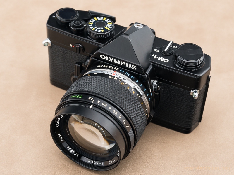 標準大口径】OLYMPUS OM G.ZUIKO 55mm F1.2 外観レビュー | 収差Love