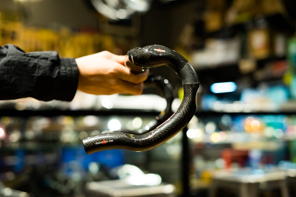 Cinelli Neo Morphe Carbon Road Handlebar – le velo Cycling Workshop
