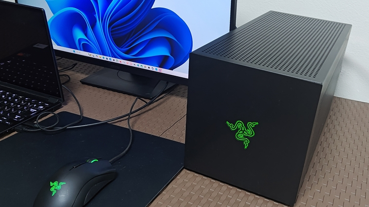 4スロットまでの高性能ビデオカードも搭載可能！Thunderbolt 5対応外