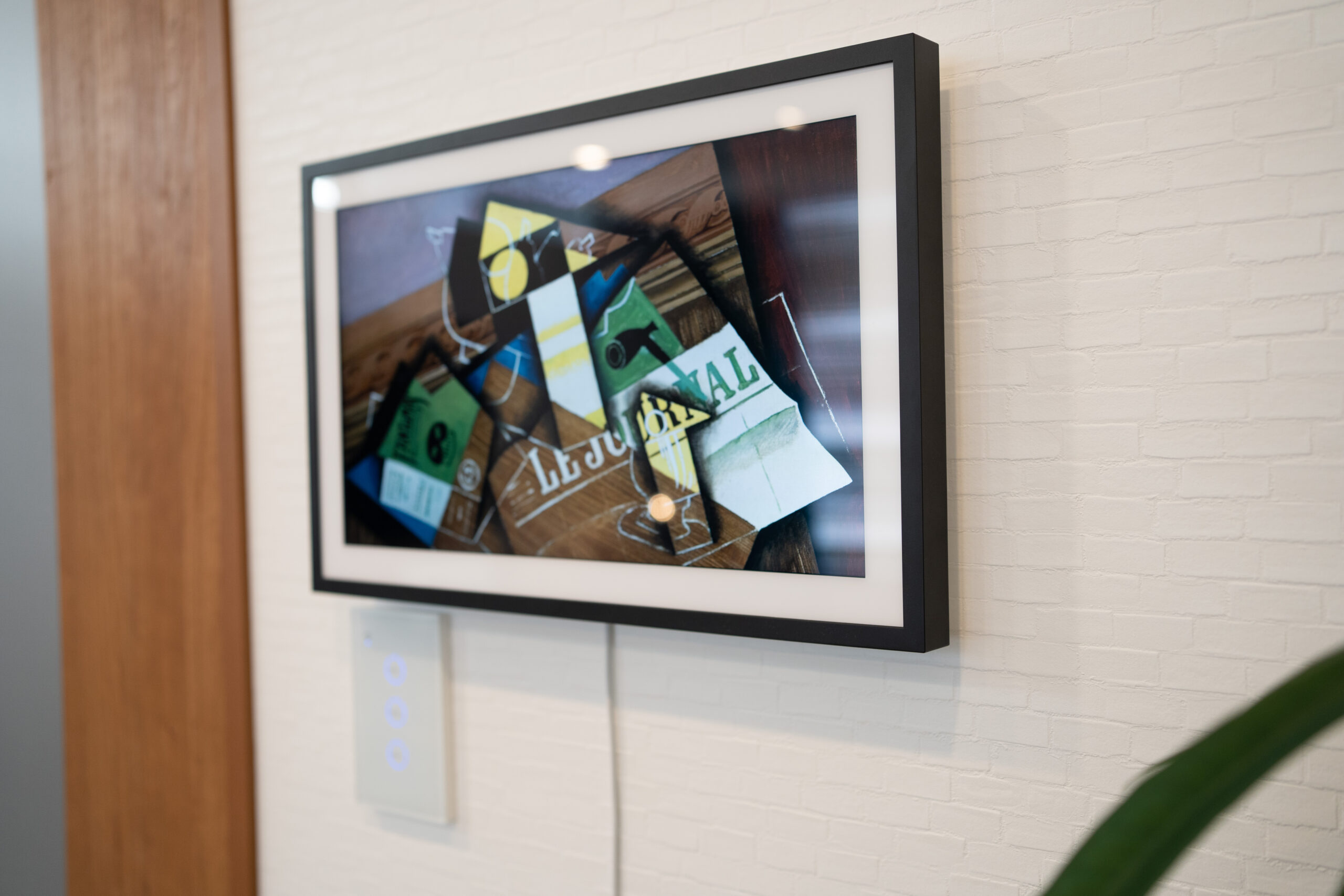 Amazonの最新スマートスピーカー！実機を使ってEcho Show 15を本音で