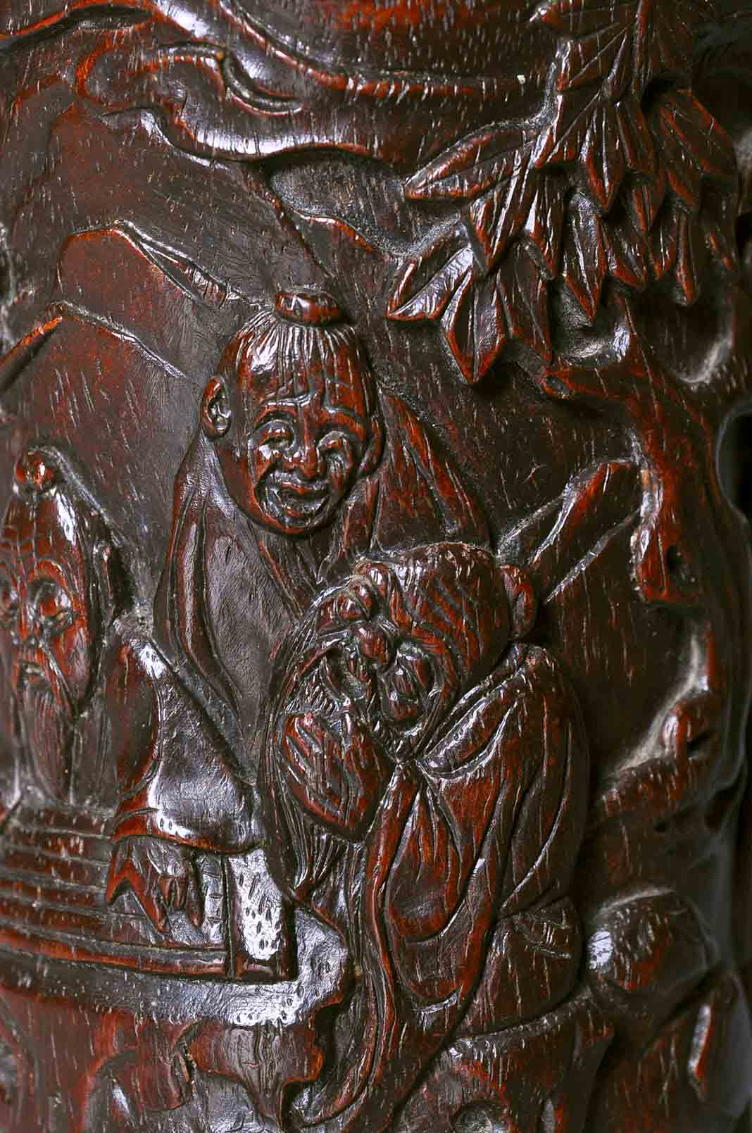 清紫檀人物筆筒- 沐澤古美術