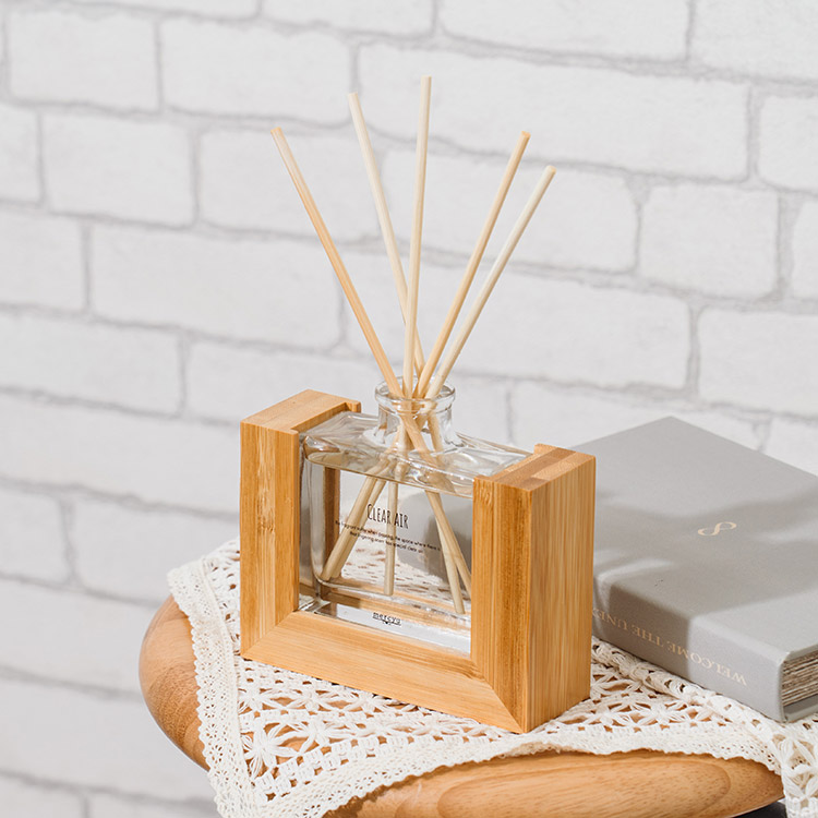 リードディフューザー MRU-123 | mercyu(メルシーユー)