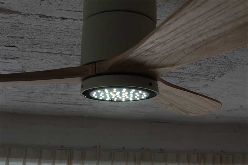 Modern Collection LED シーリングファン REAL wood blades (昼白色