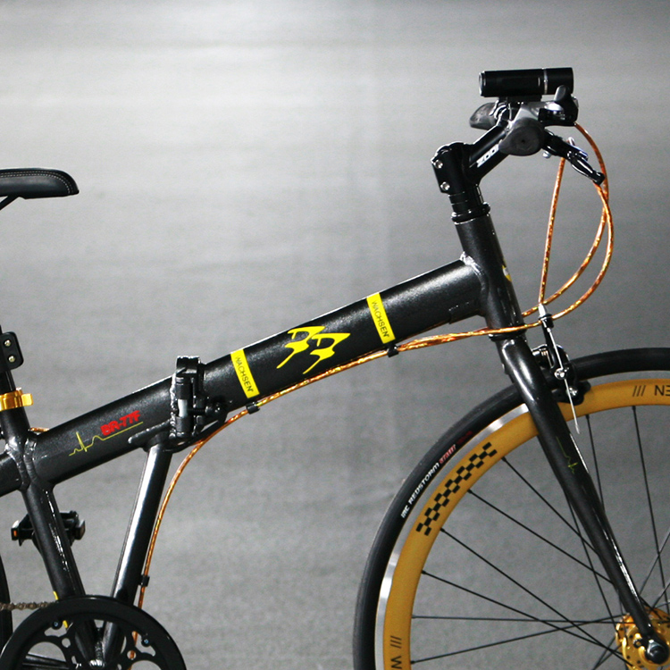 700Cアルミ折りたたみ クロスバイク7段変速 Schlagen BR-77F | WACHSEN