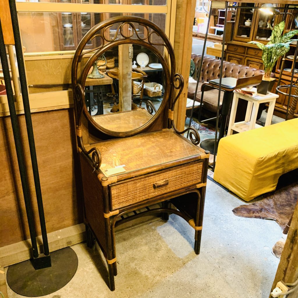 ラタンドレッサー | LIFE STYLE GALLERY