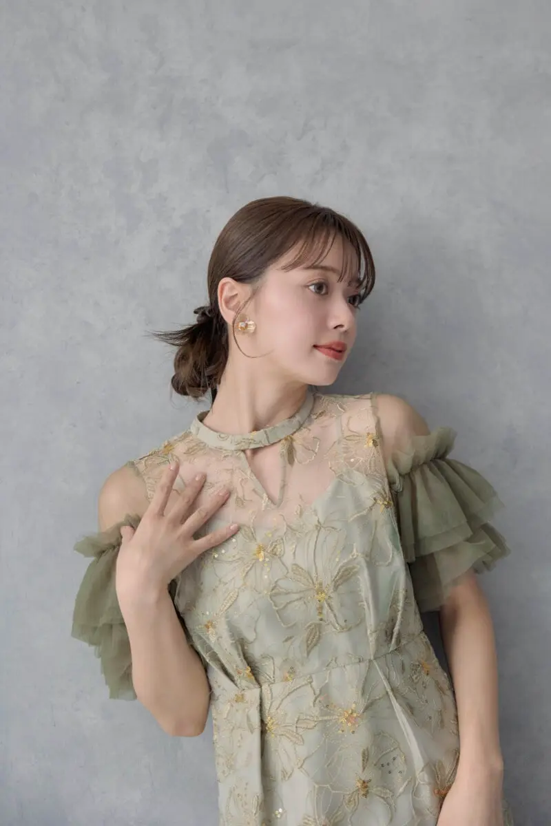 ライトグリーンのスパンコール刺繍レースドレス | ANDRESD | M | 結婚