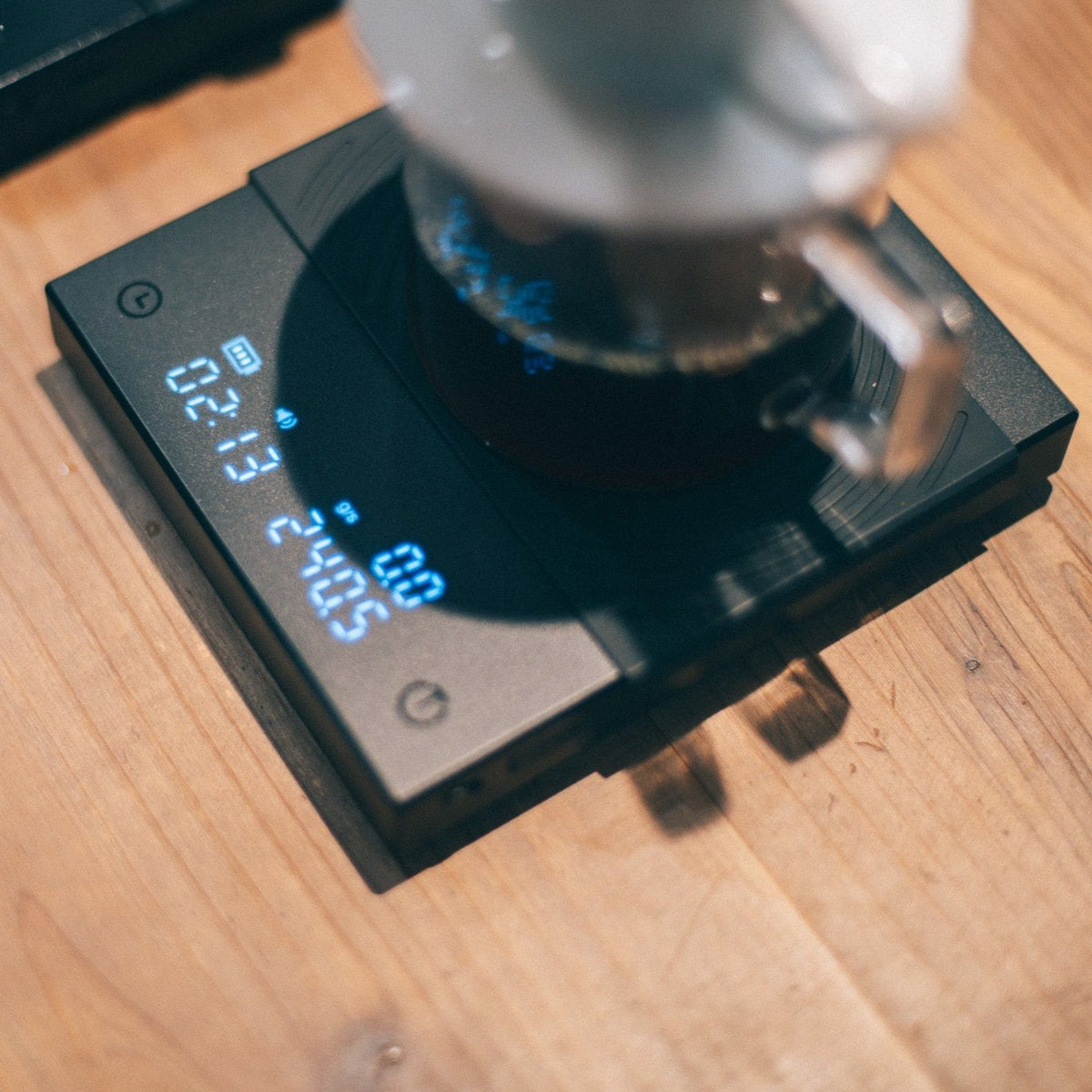 LIGHT UP COFFEE】TIMEMORE BLACK MIRROR BASIC+ コーヒースケール