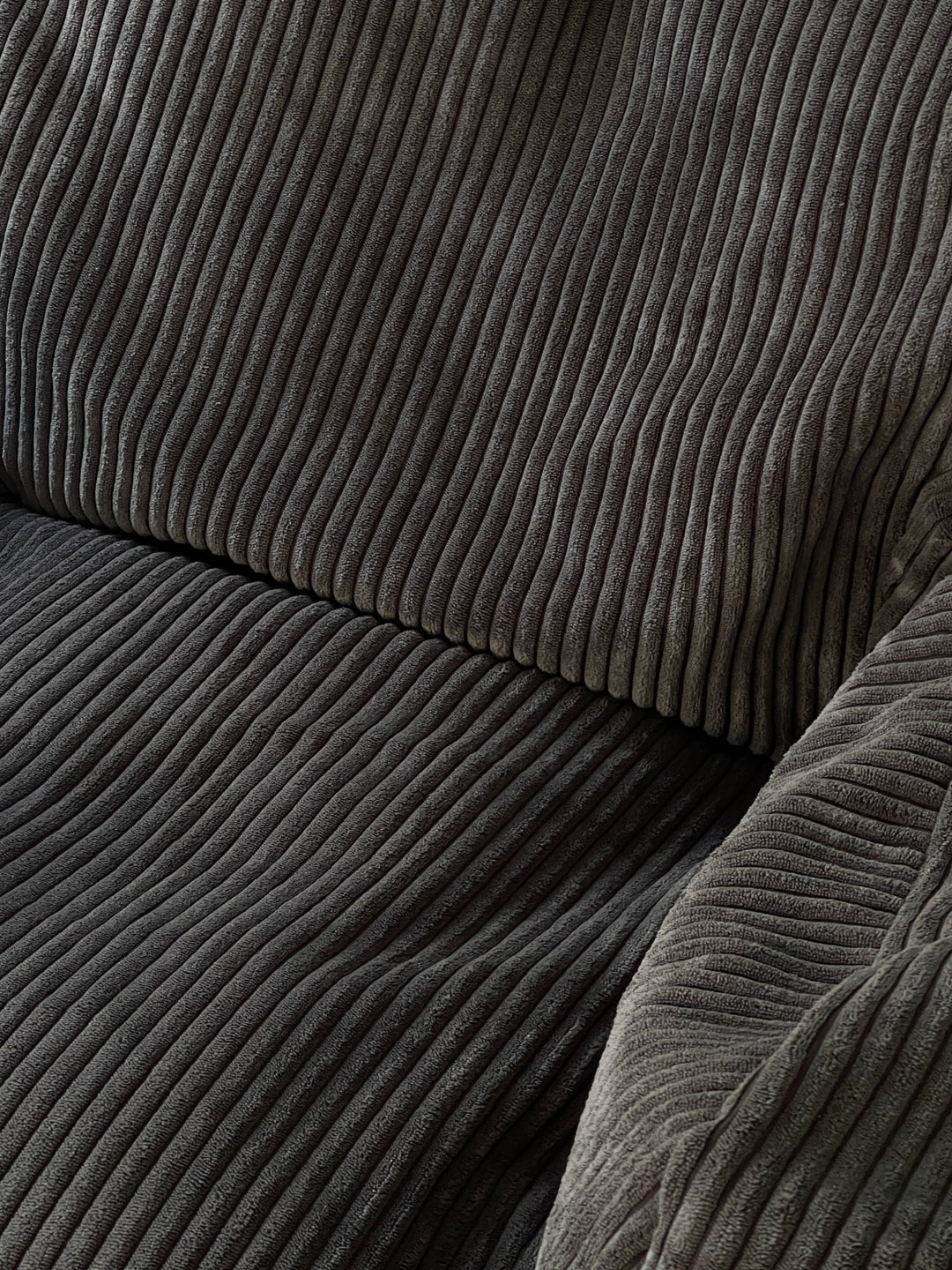 LOOSY 2人掛けビーズソファ Charcoal｜2人用ソファ おしゃれ