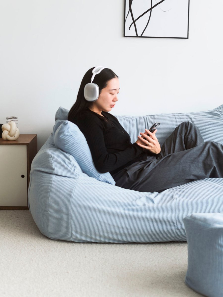 LOOSY 2人掛けビーズソファ Powder Blue｜2人用ソファ おしゃれ